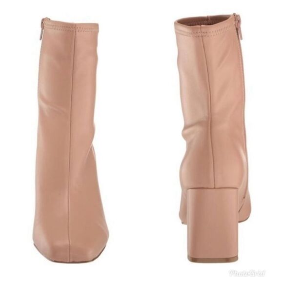 Revolve Steve Madden Harli Vegan Leather Ankle Boot in Blush NWOT - Picture 2 of 12